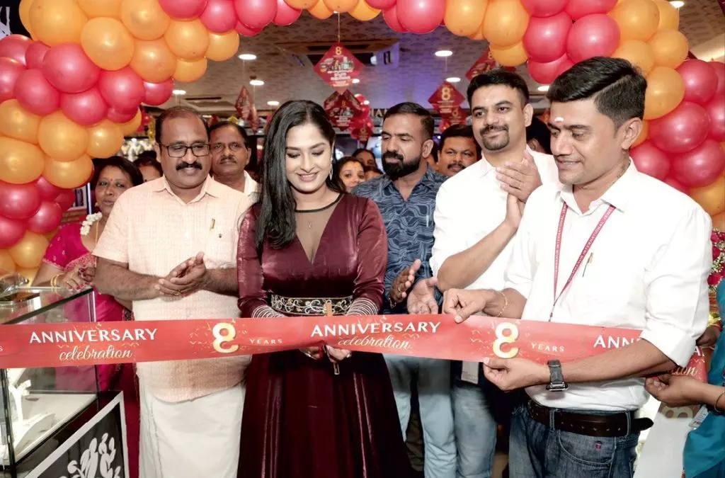 Bobby Chemmanur International Jewelers celebrated the 8th anniversary of its Kottarakkara showroom