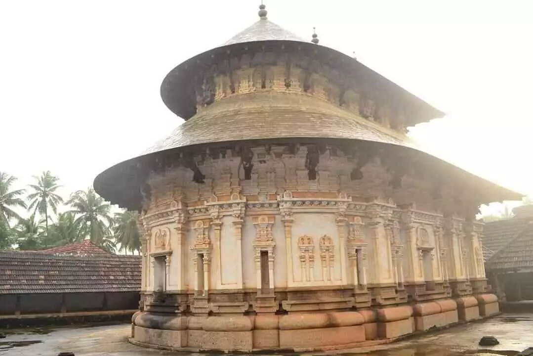 കേരളത്തിൽ മൂന്നോ നാലോ ക്ഷേത്രങ്ങളിൽ മാത്രമേ ഈ ചടങ്ങ്‌ നടക്കുന്നുള്ളൂ !