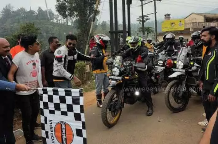 1000-bikers-to-world-records-boche