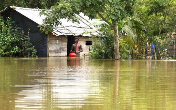 വിലക്കയറ്റത്തിൽ നട്ടം തിരിയുന്ന കേരള ജനതയ്ക്ക് സർക്കാർ വക അടി; ഒരു ശതമാനം സെസ് കൂടി പ്രാബല്യത്തിൽ