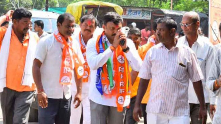 തിരഞ്ഞെടുപ്പ് പ്രചാരണ റാലിക്കിടെ ശിവസേന എംപിക്ക് കുത്തേറ്റു
