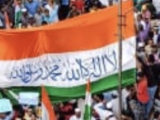 ഈ കളി മുളയിലേ നുള്ളണം”  പൗരത്വ നിയമ ഭേദഗതിക്കെതിരെയുള്ള  സമരത്തിൽ  ഇന്ത്യയുടെ ദേശീയ പതാകയില്‍ നിന്ന് അശോക ചക്രം നീക്കം ചെയ്‌തു; പകരം ‘ലാ ഇലാഹ് ഇല്ലല്ലാഹ്’