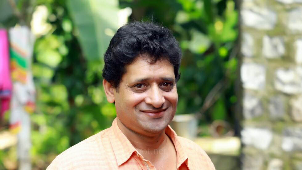 സിനിമയില്‍ അവസരം നല്‍കാമെന്ന് പറഞ്ഞ് നിരവധി തവണ പീഡിപ്പിച്ചു; നിര്‍മ്മാതാവ് ആല്‍വിന്‍ ആന്റണിക്കെതിരെ 20കാരിയുടെ പരാതി