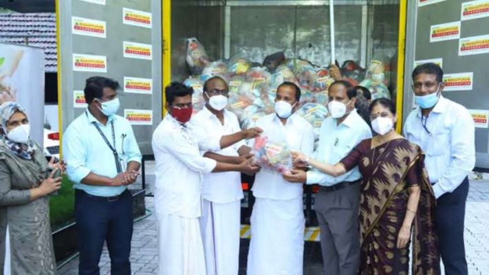 കോവിഡ് പ്രതിസന്ധിയില്‍ ഉപജീവനമാര്‍ഗം തടസപ്പെട്ട 2000 കുടുംബങ്ങള്‍ക്ക് ഭക്ഷ്യ കിറ്റുകളുമായി മണപ്പുറം ഫൗണ്ടേഷന്‍