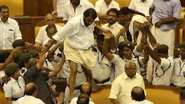 ‘ആന കരിമ്പിൻ കാട്ടിൽ കയറിയത് പോലെ എന്നല്ല, ശിവൻകുട്ടി നിയമസഭയിൽ കയറിയത് പോലെ എന്നാണ് പറയേണ്ടത്;’ പിടി തോമസ്