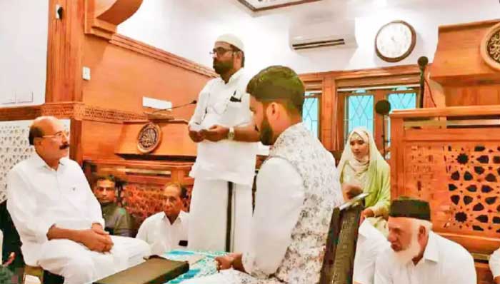 പള്ളിയില്‍ വെച്ച് നടത്തിയ നികാഹില്‍ വരനൊപ്പം വധുവിനേയും പങ്കെടുപ്പിച്ചു; കയറ്റിയത് തെറ്റായിപ്പോയി’; മാപ്പ് പറച്ചിലുമായി ജമാ അത്തെ ഇസ്ലാമി മഹല്ല് കമ്മിറ്റി